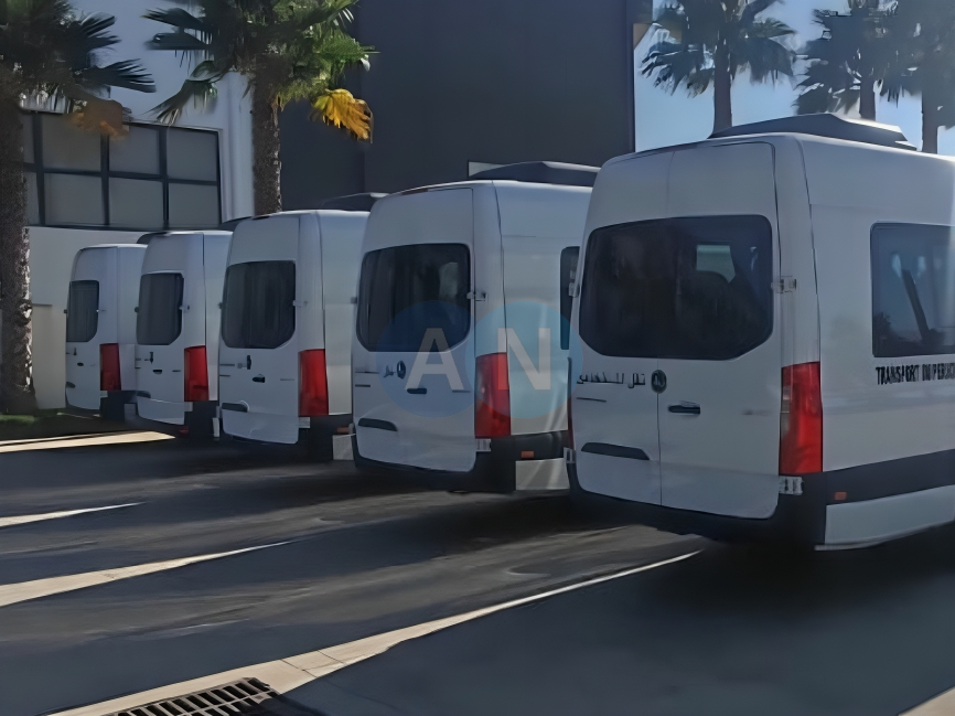 AINZOHRA TRANS , Transport de personnels à Tanger
